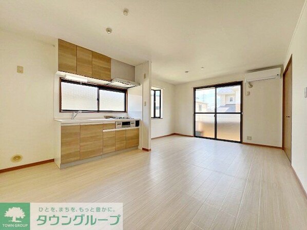 サンフレアAの物件内観写真